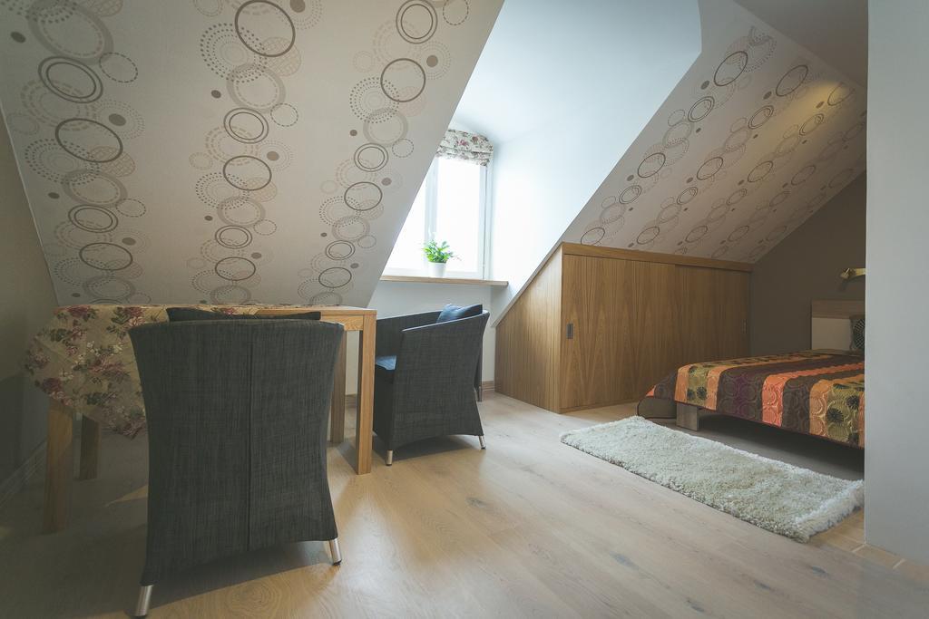 Arina Guest Apartment Kuressaare Phòng bức ảnh